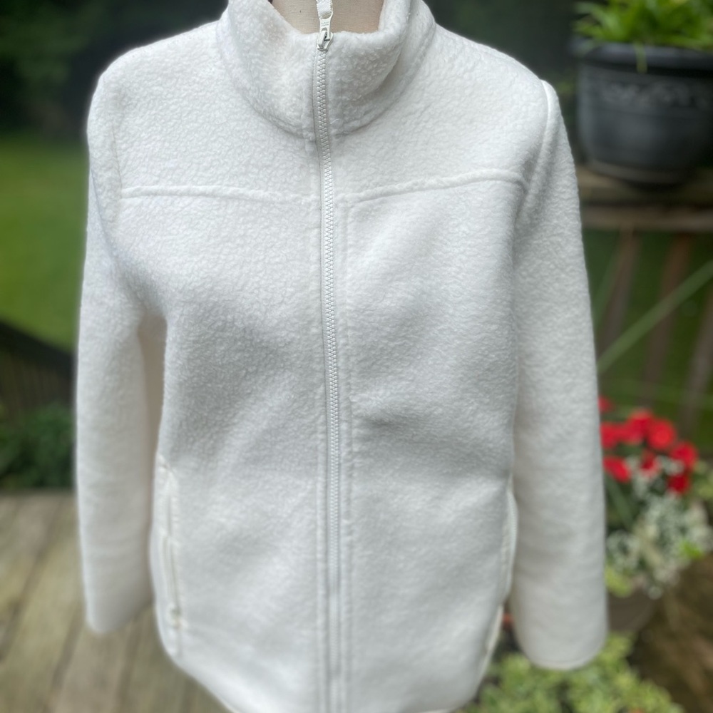 EUC cream Sherpa full zip jacket size large